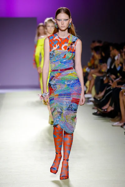Look 37
